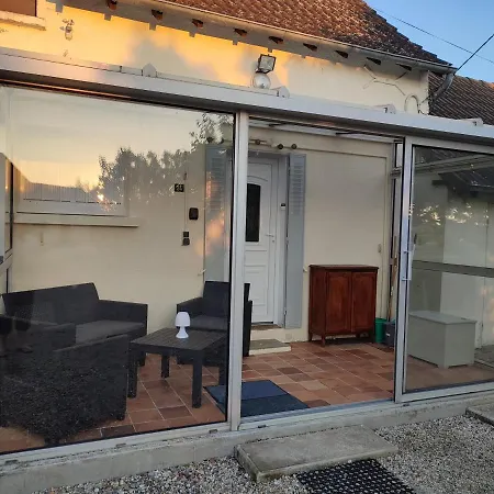 Gite Chez Jeannot Azay-le-Ferron Exterior photo
