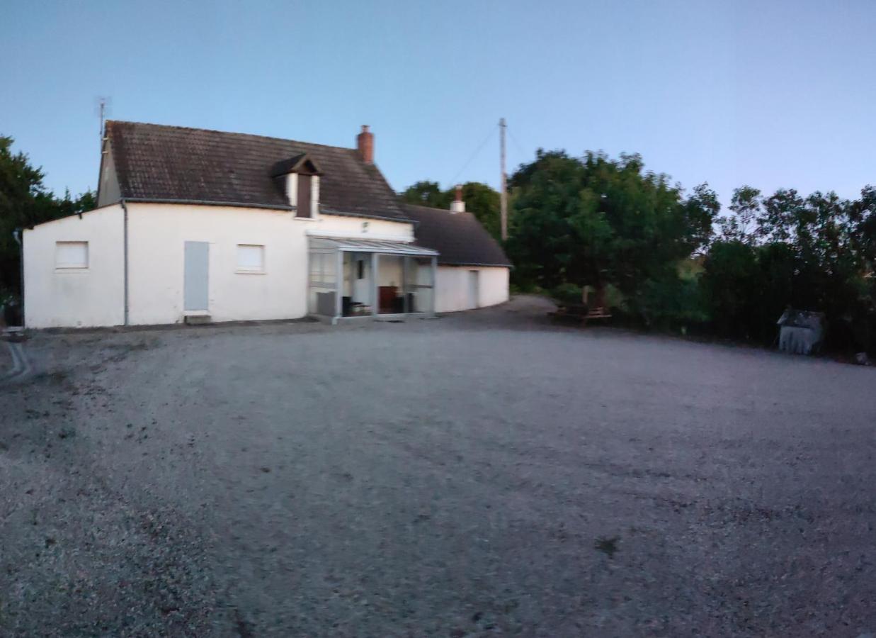 Chez Jeannot Holiday home Azay-le-Ferron